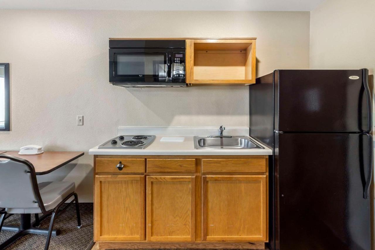 Woodspring Suites Raleigh Garner Edmondson Экстерьер фото