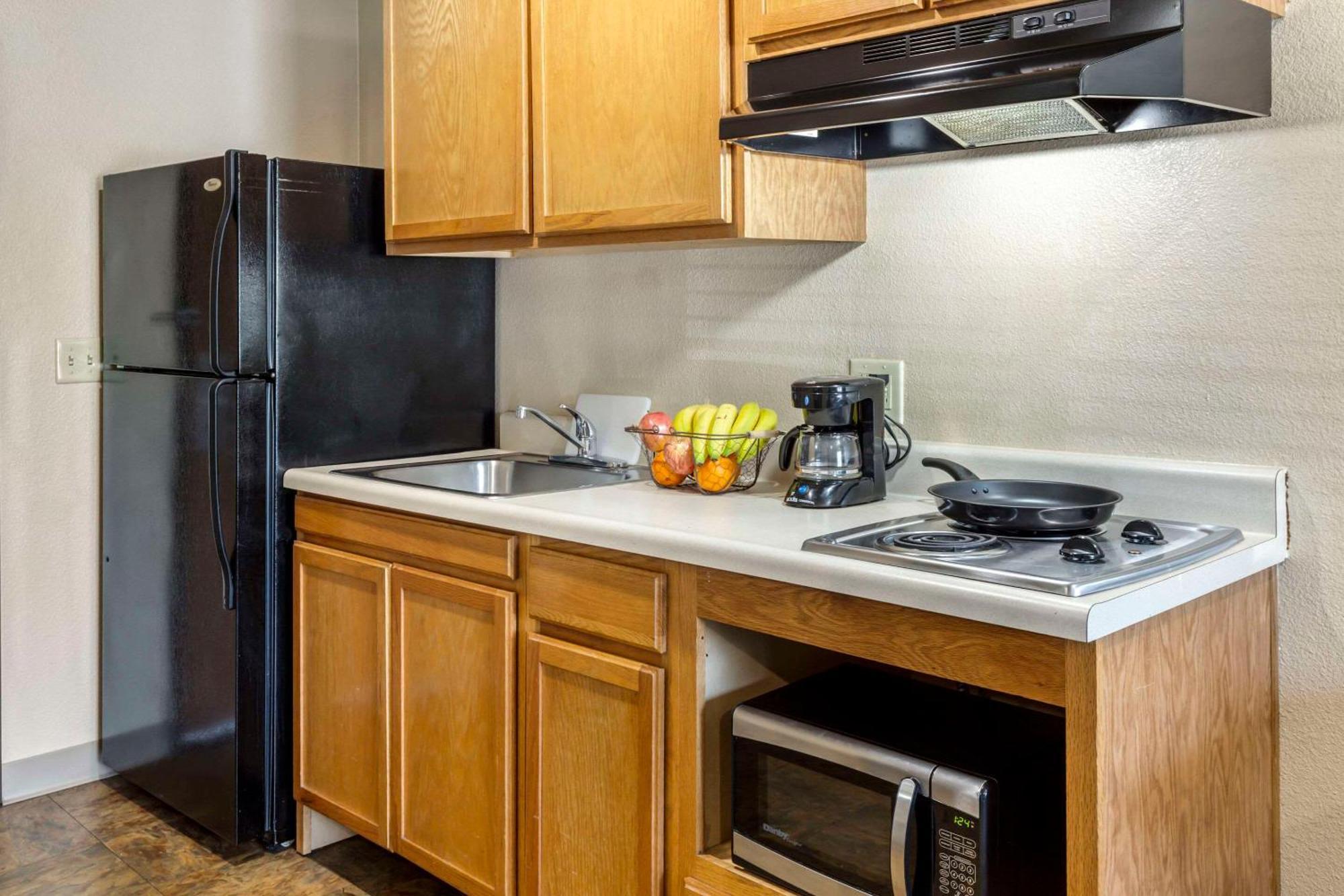 Woodspring Suites Raleigh Garner Edmondson Экстерьер фото